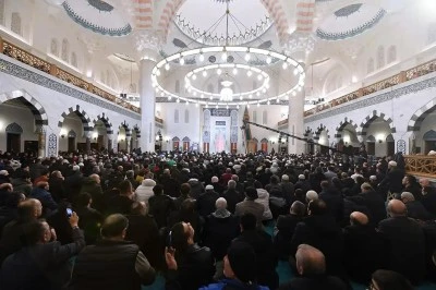 Berat Kandili bu gece idrak edilecek