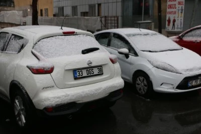 Diyarbakır’da beklenen kar yağışı etkili oldu