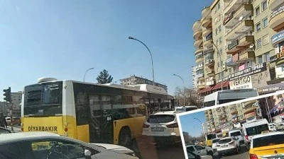 Diyarbakır’da belediye otobüsü arızalandı, trafik kilitlendi