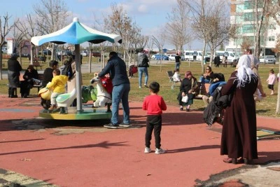 Diyarbakır’da güneş keyfi