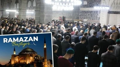 Diyarbakır’da ilk teravih namazı kılındı