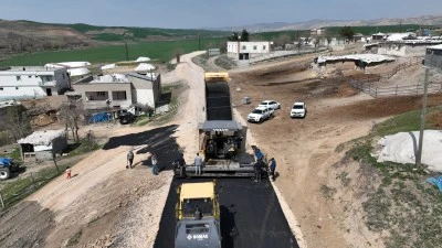 Diyarbakır’da kırsal yollarda asfalt hamlesi başladı