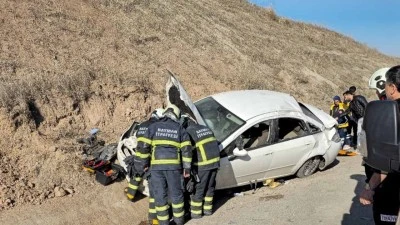 Diyarbakır'da otomobil takla attı: 6 kişi yaralandı