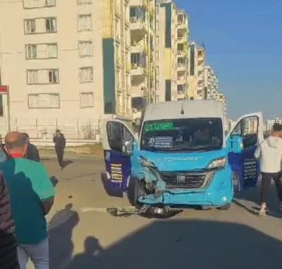 Diyarbakır'da trafik kazası: 4 yaralı