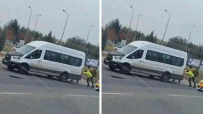 Diyarbakır'da yolda kalan sürücünün imdadına trafik polisi yetişti