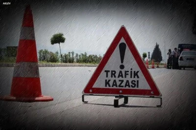 Diyarbakır Lice'de otomobil traktöre çarptı: 6 kişi yaralandı