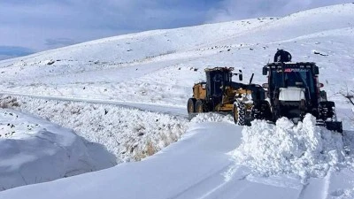 Elazığ'da 159 köy yolu ulaşıma kapandı