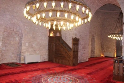 Bu cami 9 asırdır yıllara meydan okuyor 