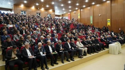 HÜDA PAR’ın düzenlediği “Kürt Meselesine İnsani Çözüm Çalıştayı” başladı