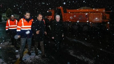 İstanbul'da karla mücadele çalışmaları devam ediyor