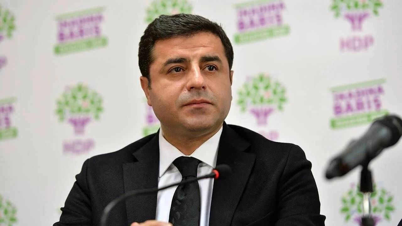 Otel yangınına Demirtaş’tan tepki