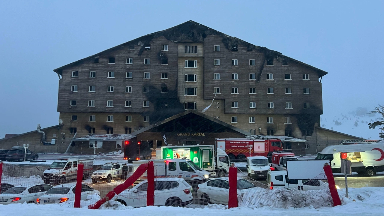 Sağlık Bakanı Memişoğlu'ndan Bolu'daki otel yangını açıklaması