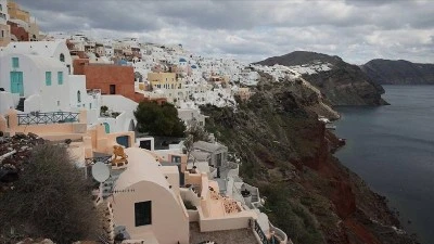 Santorini’de büyük tehlike: Heyelan riski giderek artıyor