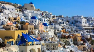 Santorini'de deprem endişesi: Binlerce kişi adadan ayrıldı