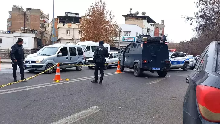 Sokakta yürürken uğradığı silahlı saldırıda canından oldu