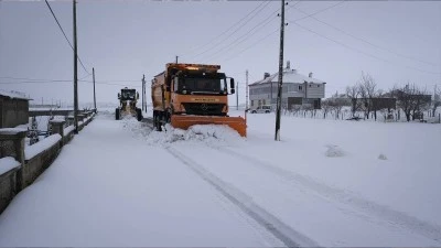 Van, Muş ve Bitlis'te 123 yerleşim yerine ulaşım sağlanamıyor