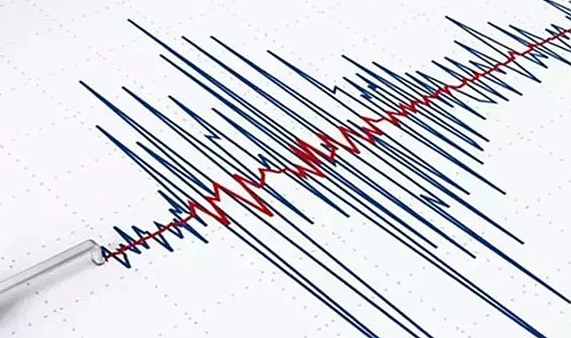 Ege Denizi'nde korkutan deprem!