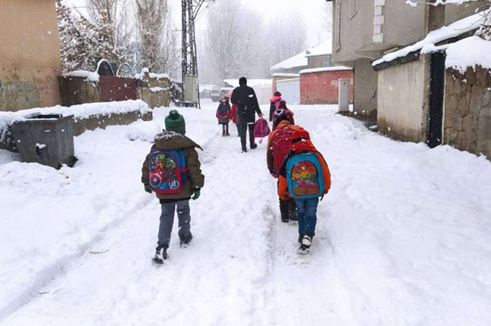 Diyarbakır'da Yarın Okullar Tatil Edildi