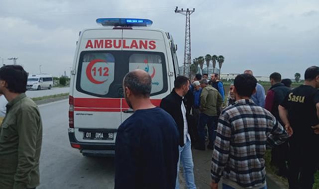 Adana'da kamyon ile minibüs çarpıştı: 10 yaralı