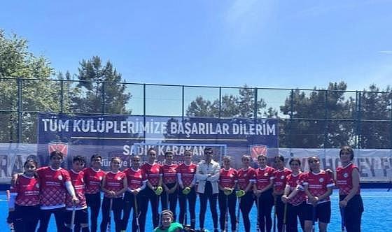 Diyarbakır Kayapınar Belediyespor Erkek Hokey Takımı Süper Ligde