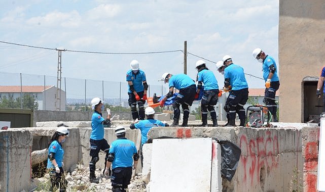 DÜAK'tan gerçeği aratmayan tatbikat