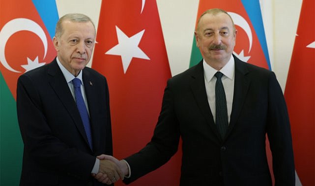 Erdoğan, mevkidaşı Aliyev ile baş başa görüştü