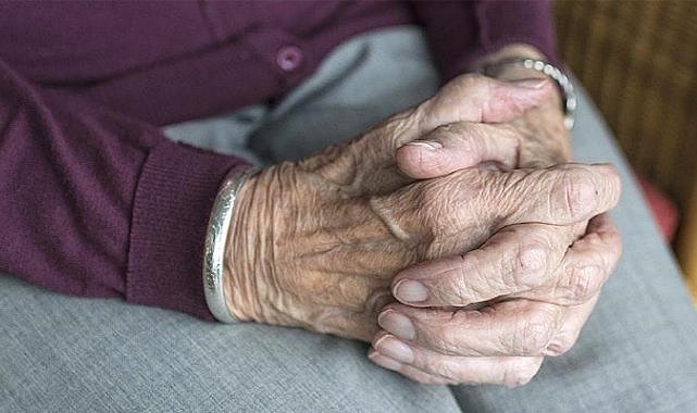 Alzheimer'ın ilerlemesini yavaşlatan ilaca tam onay