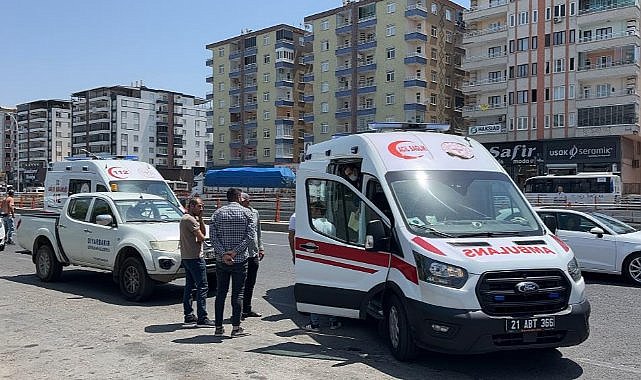 Diyarbakır’da ani fren sonucu kaza