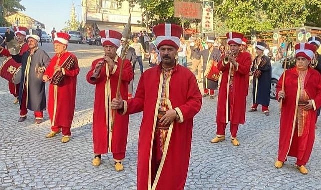 Tarihi mahalle Harput’ta mehter etkinliği  