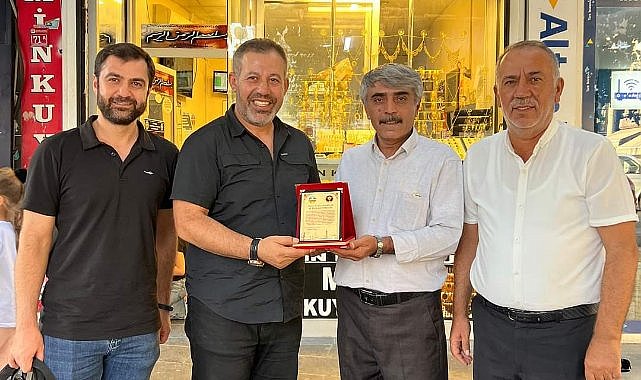 Diyarbakır’da örnek kuyumcu ödüllendirildi