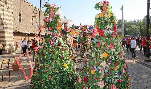 Diyarbakır’da “13. Karpuz Festivali” gerçekleştirildi  