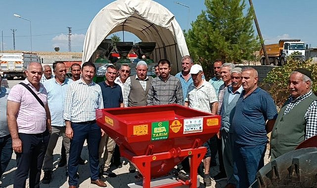 Diyarbakır’da üreticilere tarımsal makine desteği  