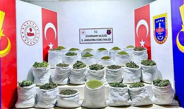 Diyarbakır’da 1 ton 640 kilo esrar ele geçirildi  