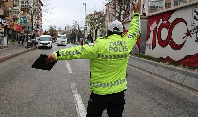 Kurallara uymayan sürücülere para cezası