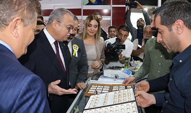 Diyarbakır’da Körtik Tepe’de çıkan figürler altın üzerine işlendi  