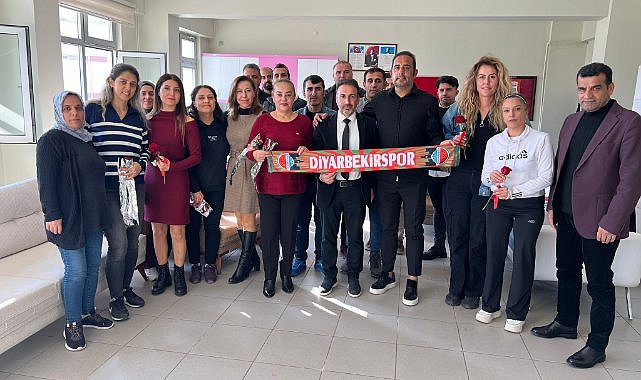 Diyarbekirspor başkanından öğretmenlere ziyaret