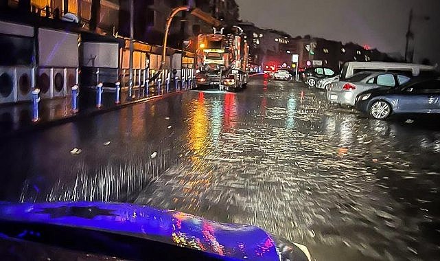 Fırtınanın vurduğu ilde çalışmalar gece de sürdü