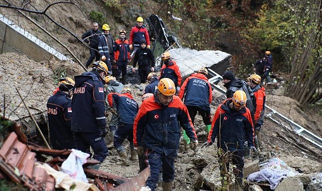  Zonguldak’ta göçük altındaki birinin cenazesine ulaşıldı  