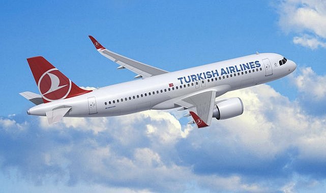 Hakkari'ye yolculuk buzlu havalara takıldı