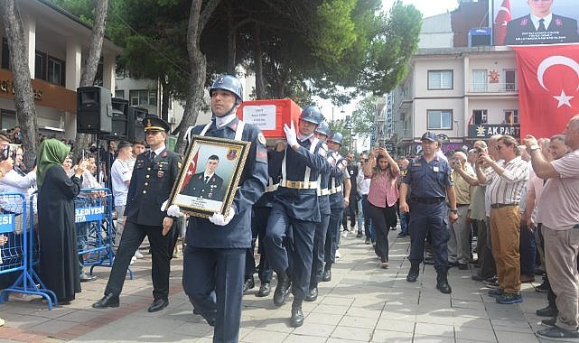 Diyarbakır şehidi toprağa verildi