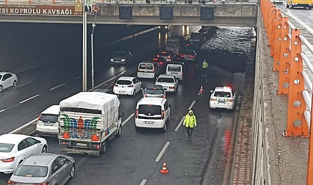 Diyarbakır’da sağanak etkili oldu