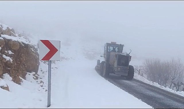 Kar kapattı, belediye açtı