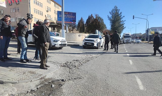 Diyarbakır'da maddi hasarlı trafik kazası